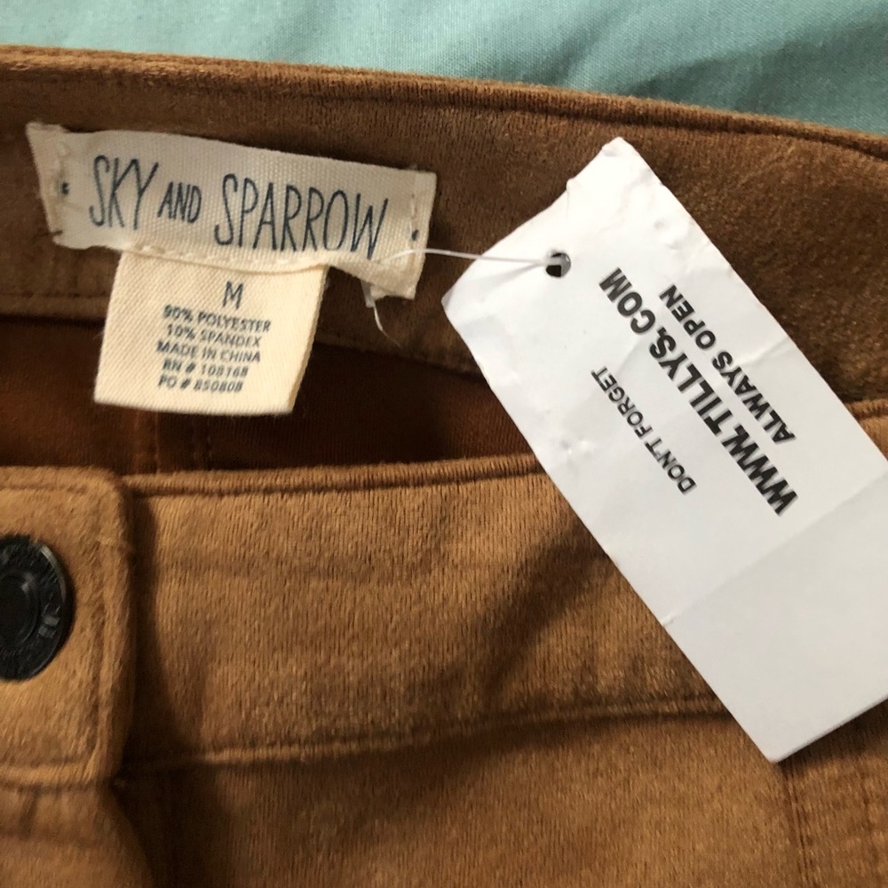 NEVER WORN: Faux suede mini skirt - Picture 2 of 2
